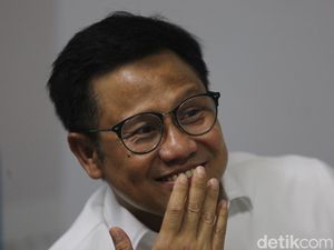 Cak Imin Kecewa soal Paskibraka Lepas Jilbab: BPIP Sesat! Cak Imin Kecewa soal Paskibraka Lepas Jilbab: BPIP Sesat!