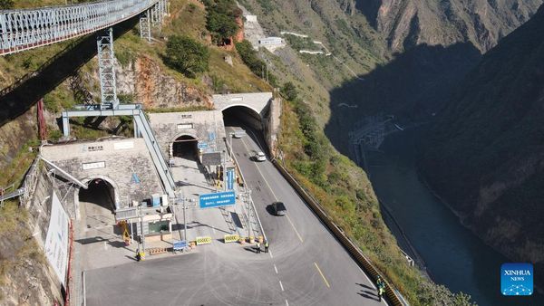 Made in China, Lab Bawah Tanah Raksasa di Kedalaman 2.400 Meter
