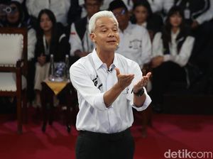 Tanya Jawab Anies dan Ganjar Soal Kasus KM 50 & Kanjuruhan Tanya Jawab Anies dan Ganjar Soal Kasus KM 50 & Kanjuruhan
