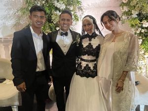 6 Foto Gaya Pasutri Baru Arhan & Azizah Salsha Kondangan ke Nikahan Egy-Adiba 6 Foto Gaya Pasutri Baru Arhan & Azizah Salsha Kondangan ke Nikahan Egy-Adiba