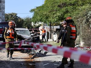Hamas Melawan, Rudal Hantam Holon Israel Hamas Melawan, Rudal Hantam Holon Israel
