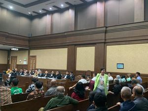 Jaksa Minta Istri Makelar Perkara MA Dikeluarkan dari Ruang Sidang