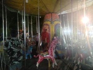 Hendak Naik Komidi Putar, Pria Asal Klungkung Tersetrum! Hendak Naik Komidi Putar, Pria Asal Klungkung Tersetrum!