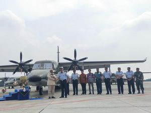 Prabowo Serahkan 5 Unit Pesawat NC212i ke TNI AU Prabowo Serahkan 5 Unit Pesawat NC212i ke TNI AU