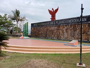 Monumen Korban 40.000 Jiwa Bulukumba, Pesan Perjuangan Kemerdekaan RI Monumen Korban 40.000 Jiwa Bulukumba, Pesan Perjuangan Kemerdekaan RI