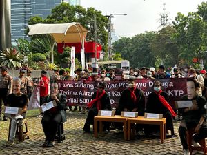 Muncul Massa Aksi Desak KPK Usut Ganjar Pranowo