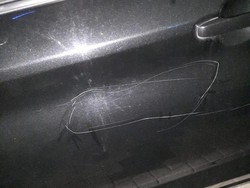 Melihat Lagi Mobil KPU Kota Semarang yang Dibaret di Gedung Pandanaran