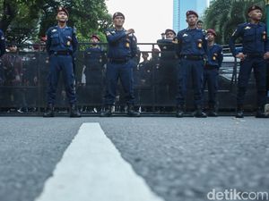 Pengamanan KPU Diperketat Jelang Debat Perdana Capres-Cawapres