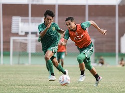 Jeda Kompetisi, Pemain Persebaya Latihan Mandiri di Kampung Halaman