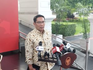 PDIP Jabar Laporkan Ridwan Kamil ke Bawaslu PDIP Jabar Laporkan Ridwan Kamil ke Bawaslu