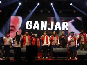 Hibur Warga-Promosikan UMKM, Sahabat Ganjar Gelar Pesta Rakyat di Karawang