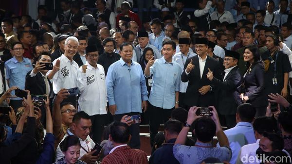 Swafoto jadi Penutup Debat Perdana Pilpres 2024