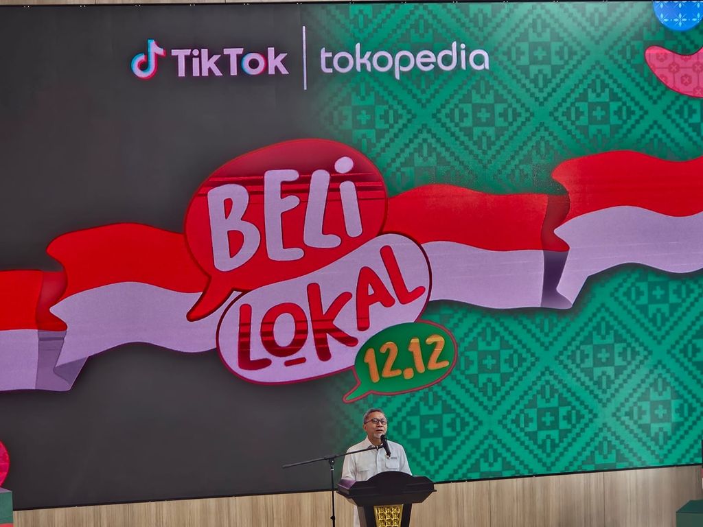 Zulkifli Hasan di Konferensi Pers TikTok-Tokopedia. CNBC Indonesia/Intan