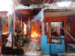 4 Rumah Terbakar di Dayeuhkolot Bandung