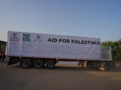 BAZNAS RI Kirim 6 Truk Kontainer Bahan Makanan untuk Palestina Lewat Pintu Rafah