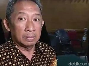 Raut Wajah Eks Walkot Bandung Yana Mulyana Usai Divonis 4 Tahun Raut Wajah Eks Walkot Bandung Yana Mulyana Usai Divonis 4 Tahun
