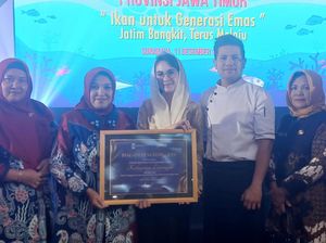 Lamongan Dianugerahi Penghargaan Forum Peningkatan Konsumen Ikan Jatim Lamongan Dianugerahi Penghargaan Forum Peningkatan Konsumen Ikan Jatim