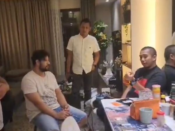 Potret Ammar Zoni Ditangkap (Lagi) karena Narkoba