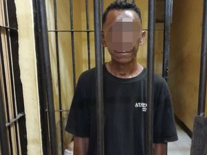 Dendam, Tukang Parkir Tikam Bertubi-tubi Karyawan Bengkel di Kupang Dendam, Tukang Parkir Tikam Bertubi-tubi Karyawan Bengkel di Kupang