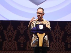 Bos OJK: Ketidakpastian Dunia Akan Terus Berlangsung, Kita Harus Berjaga-jaga Bos OJK: Ketidakpastian Dunia Akan Terus Berlangsung, Kita Harus Berjaga-jaga