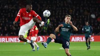5. PSV - total 128 tembakan (41 tepat sasaran). Foto: REUTERS/YVES HERMAN