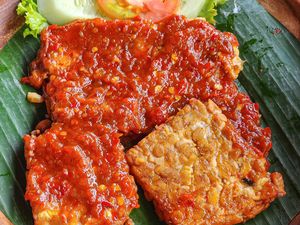 3 Resep Sambal Tempe yang Pedas Nyengatnya Bikin Nambah Nasi 3 Resep Sambal Tempe yang Pedas Nyengatnya Bikin Nambah Nasi