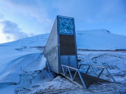 Mengintip Gudang Perbekalan Kiamat yang Jadi Tempat Teraman di Dunia