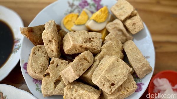 Tahu Pong Karangsaru, Makanan Sederhana Favorit Orang Terkaya di Indonesia