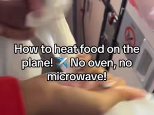 Pramugari Tunjukan Trik Panaskan Makanan, Netizen Bilang Kayak di Penjara