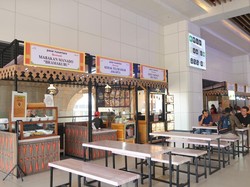 Nggak Usah Takut Kelaparan Saat Naik Kereta dari Stasiun Halim