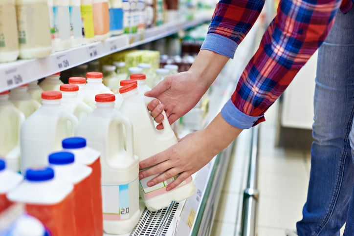 5 Tips Menyimpan Susu di Kulkas  agar Tak Cepat Basi