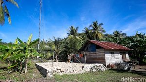 Warga di Wilayah Terluar Tak Perlu Lagi Sebrangi Laut Buat Internetan