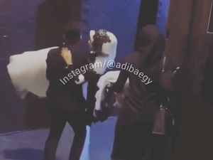Viral Momen Egy Maulana Gendong Adiba Khanza, Pasutri Baru Pamer Kemesraan Viral Momen Egy Maulana Gendong Adiba Khanza, Pasutri Baru Pamer Kemesraan