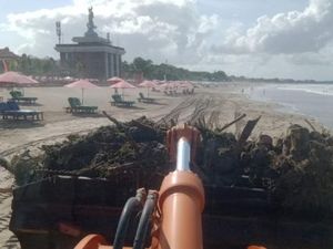 Pantai di Bali Jadi Sorotan Media Asing gegara Sampah, Ini Kata DLHK Pantai di Bali Jadi Sorotan Media Asing gegara Sampah, Ini Kata DLHK