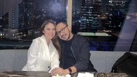Cynthia Riza, Istri Giring Nidji yang Hobi Kulineran di Warung hingga Resto