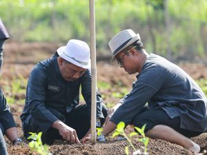 Tekan Angka Inflasi, PJ Bupati Purwakarta Ajak Warga Tanam Cabai
