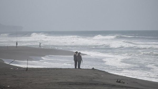 SAR Limnas DIY Imbau Masyarakat Tidak Berenang di Pantai Selatan Yogya