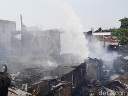 Kesaksian Warga Detik-detik Permukiman Padat di Manggarai Ludes Terbakar