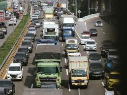 Truk Dilarang Wira-wiri saat Nataru, Kecuali Jenis Ini