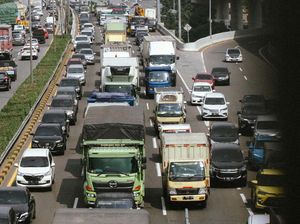 Truk Dilarang Wira-wiri saat Nataru, Kecuali Jenis Ini Truk Dilarang Wira-wiri saat Nataru, Kecuali Jenis Ini