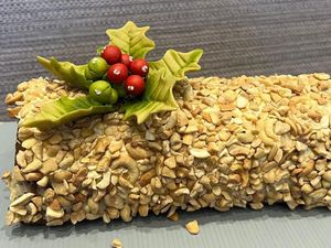 Resep Chocolate Cashew Nut Cake, Bolu Gulung Spesial Untuk Natal Resep Chocolate Cashew Nut Cake, Bolu Gulung Spesial Untuk Natal