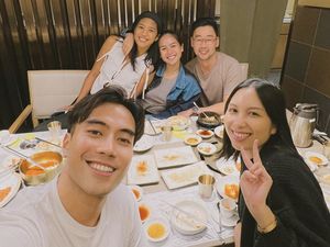 Vidi Aldiano Kulineran Bareng Sahabat, Ini Momen Akrabnya