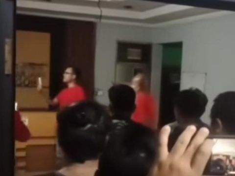 Viral video pria marah-marah di Kantor Camat Parungpanjang Bogor