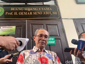 Kata Alex Marwata Soal Jadi Saksi Meringankan Firli di Kasus Peras SYL