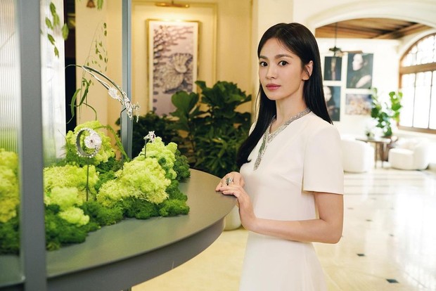 Artis Korea ke-3, Song Hye Kyo/ Foto: Instagram @kyo1122