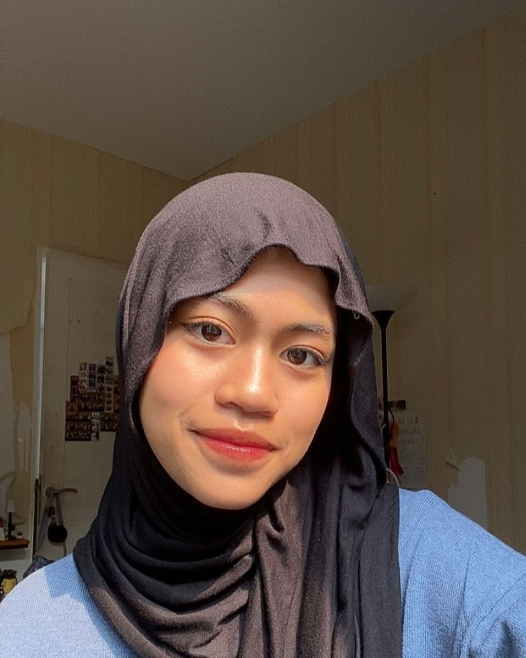 Ayla Azuhro, adik Adiba Khanza