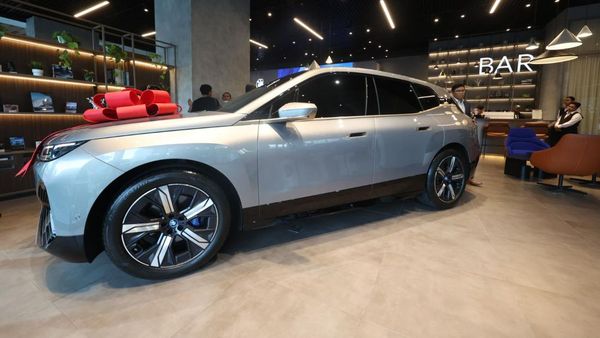 Momen Peresmian BMW Performance Motors Thamrin