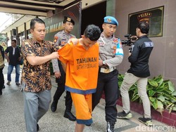 Suami di Malang Tega Jajakan Istri via Michat, Sehari Layani 3 Tamu