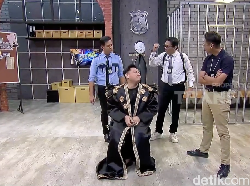 Nassar Terciduk Jadi Pengamen Nyentrik di Lapor Pak! Spesial HUT Transmedia