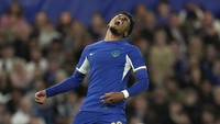 6. Ian Maatsen, Chelsea ke Aston Villa - 44,5 juta euro. Foto: AP/Kin Cheung
